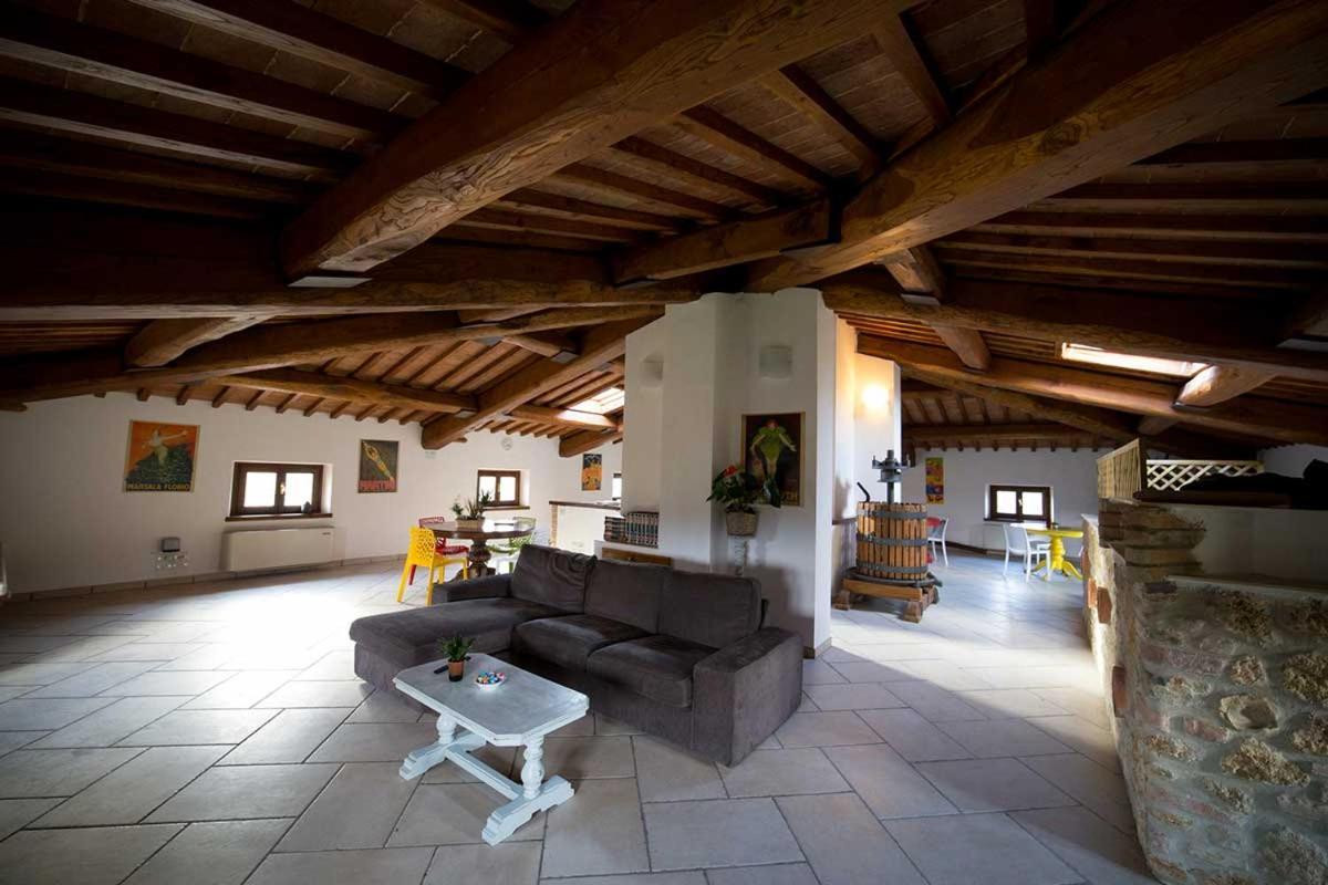 Casolar Del Pellegrino Bed & Breakfast San Gimignano Dış mekan fotoğraf