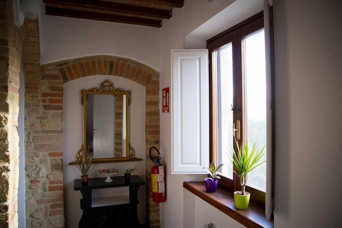 Casolar Del Pellegrino Bed & Breakfast San Gimignano Dış mekan fotoğraf